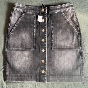 WHITE HOUSE BLACK MARKET Button Down Denim Skirt